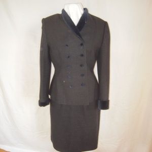 Lord & Taylor tailored suit & skirt crushed velvet